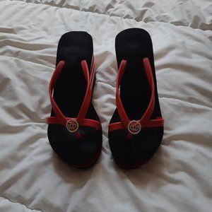 Bran new Juicy sandals